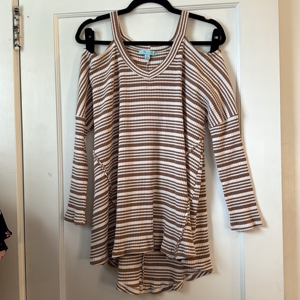 🖤 She + Sky Oversized Brown and Cream Striped Cold Shoulder Top